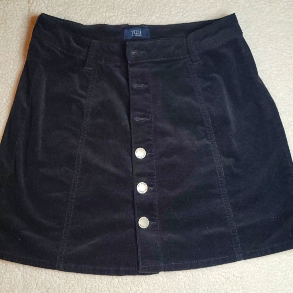 Black YMI skirt Size 7/28